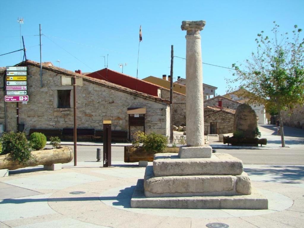 Alojamiento Antigua Casa De Telefonos El Berrueco Εξωτερικό φωτογραφία