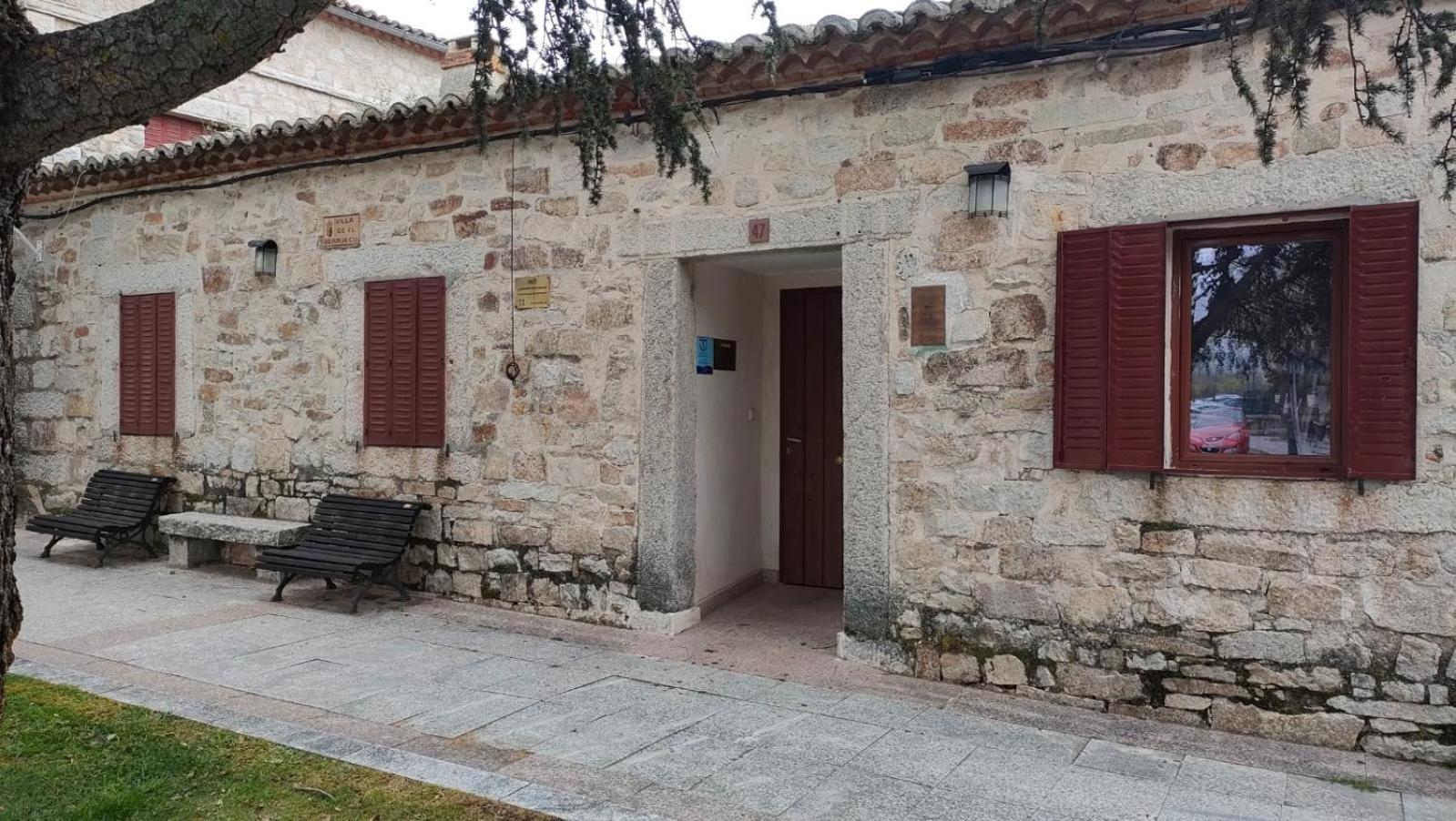 Alojamiento Antigua Casa De Telefonos El Berrueco Εξωτερικό φωτογραφία
